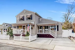 35 Bay Ave, North Middletown, NJ 07748 - Photo 2