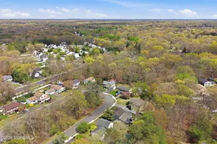 19 Colonial Ct, Howell Township, NJ 07731 - Photo 40