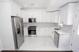 25 Menlo Ave, Metuchen, NJ 08840 - Photo 18