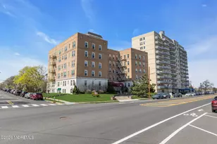 500 Deal Lake Dr, Asbury Park, NJ 07712 - Photo 16