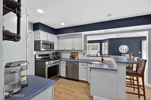 49 Sherrybrooke Dr, Howell Township, NJ 07731 - Photo 20