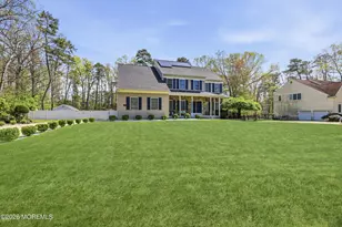 4 Ambassador Ct, Jackson, NJ 08527 - Photo 2