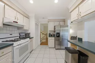 58 Duchess Ct, Freehold, NJ 07728 - Photo 26