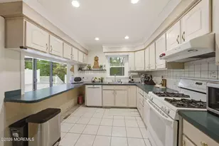 58 Duchess Ct, Freehold, NJ 07728 - Photo 24