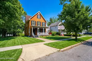 48 Broad St, Freehold, NJ 07728 - Photo 6