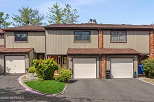 20 Arrowsmith Ct, Matawan, NJ 07747 - Photo 2