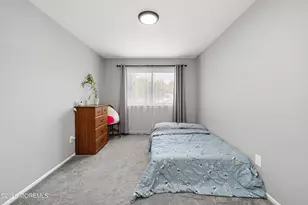 20 Arrowsmith Ct, Matawan, NJ 07747 - Photo 32