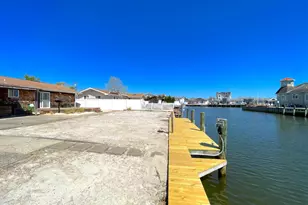 1813 Capstan Dr, Toms River Township, NJ 08753 - Photo 4