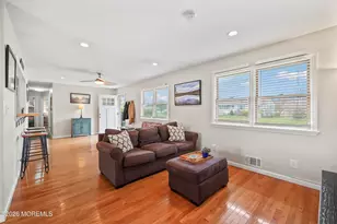 9 Maple Ln, Howell Township, NJ 07731 - Photo 4