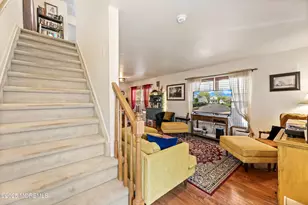 105 Wayside Dr, Keyport, NJ 07735 - Photo 10