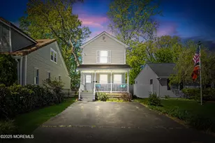 105 Wayside Dr, Keyport, NJ 07735 - Photo 2