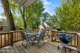 105 Wayside Dr, Keyport, NJ 07735 - Photo 26