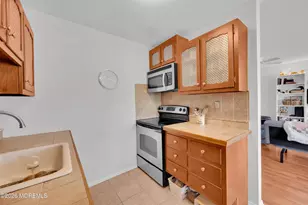651B Plymouth Dr, Lakewood, NJ 08701 - Photo 12