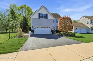 7 Dayna Ct, Howell Township, NJ 07731 - Photo 6