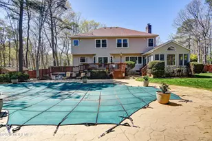 8 Decicco Dr, Freehold, NJ 07728 - Photo 36