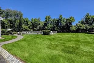 371 Karen Ct, Freehold, NJ 07728 - Photo 66