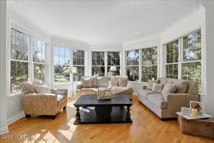 371 Karen Ct, Freehold, NJ 07728 - Photo 10