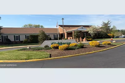 10 Suffolk Way, Marlboro Township, NJ 07746 - Photo 30