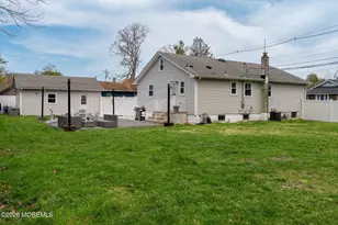 238 Forepeak Ave, Beachwood, NJ 08722 - Photo 10