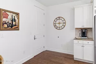 432 Ocean Blvd N, Long Branch, NJ 07740 - Photo 32
