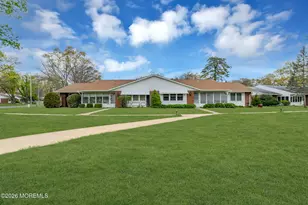 634A Huntington Dr, Lakewood, NJ 08701 - Photo 2