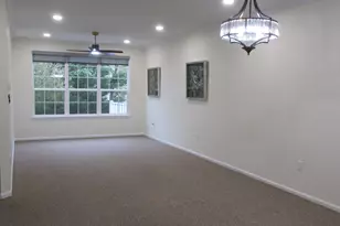 29 Tall Oaks Ct, Sayreville, NJ 08859 - Photo 4