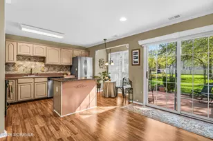 106 Wood Duck Ct, Freehold, NJ 07728 - Photo 4