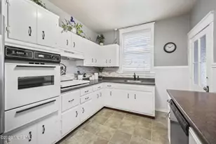 75 Main St, Roebling, NJ 08554 - Photo 22