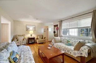 81 Berry Pl, Long Branch, NJ 07740 - Photo 2