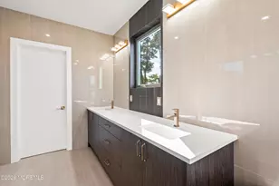 390 Monmouth Rd, West Long Branch, NJ 07764 - Photo 72