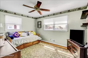 31 Cameron Ct, Freehold, NJ 07728 - Photo 18