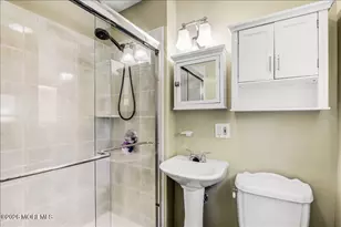 31 Cameron Ct, Freehold, NJ 07728 - Photo 16