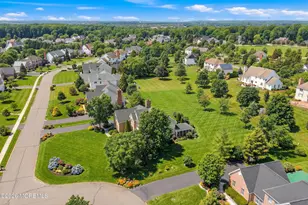 14 Barnyard Ct, Plainsboro Township, NJ 08536 - Photo 4