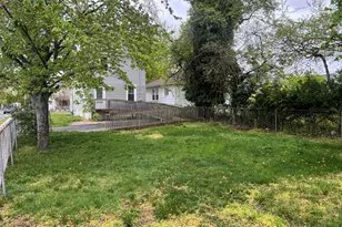 97 Bank St, Red Bank, NJ 07701 - Photo 4