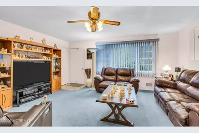 203 Freehold Road, Jackson, NJ 08527 - Photo 6