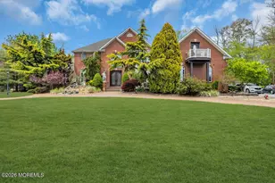 176 Oakland Mills Rd, Manalapan Township, NJ 07726 - Photo 4