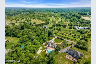 176 Oakland Mills Road, Manalapan Township, NJ 07726 - Photo 8