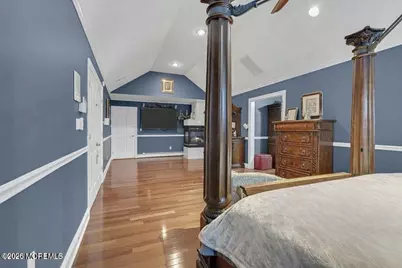 176 Oakland Mills Road, Manalapan Township, NJ 07726 - Photo 36