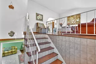 9 Newport Dr, Howell Township, NJ 07731 - Photo 4