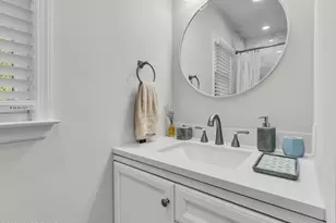 450 Church St, Belford, NJ 07718 - Photo 16