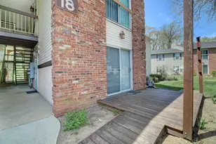 18-4 Augusta Ct, Freehold, NJ 07728 - Photo 2