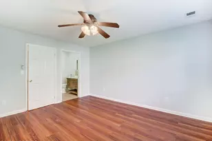 18-4 Augusta Ct, Freehold, NJ 07728 - Photo 16