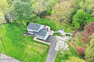 25 Wildhedge Ln, Holmdel, NJ 07733 - Photo 4
