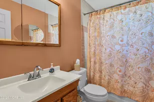 900 Cable Ave, Beachwood, NJ 08722 - Photo 16
