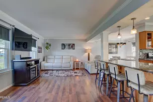 128 Starlight Rd, Howell Township, NJ 07731 - Photo 2