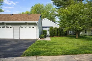 71 Patrick Henry Square, Freehold, NJ 07728 - Photo 2