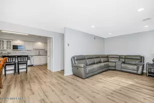 71 Patrick Henry Square, Freehold, NJ 07728 - Photo 6