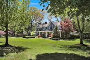 29 White Oak Dr, Colts Neck Township, NJ 07722 - Photo 4