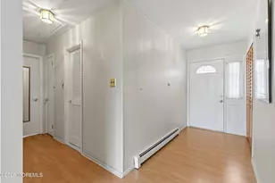 246 N Barbados Dr N, Toms River Township, NJ 08757 - Photo 4