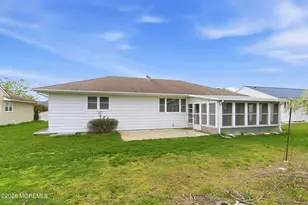 246 N Barbados Dr N, Toms River Township, NJ 08757 - Photo 2